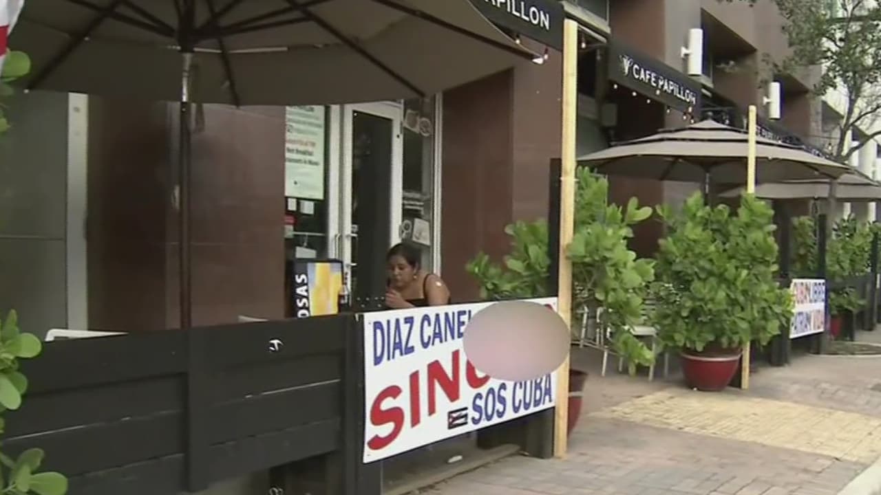 “Pero lo es, es un 'súper sin…'”: Joe Carollo defiende a dueño de restaurante que tiene un cartel contra Díaz-Canel