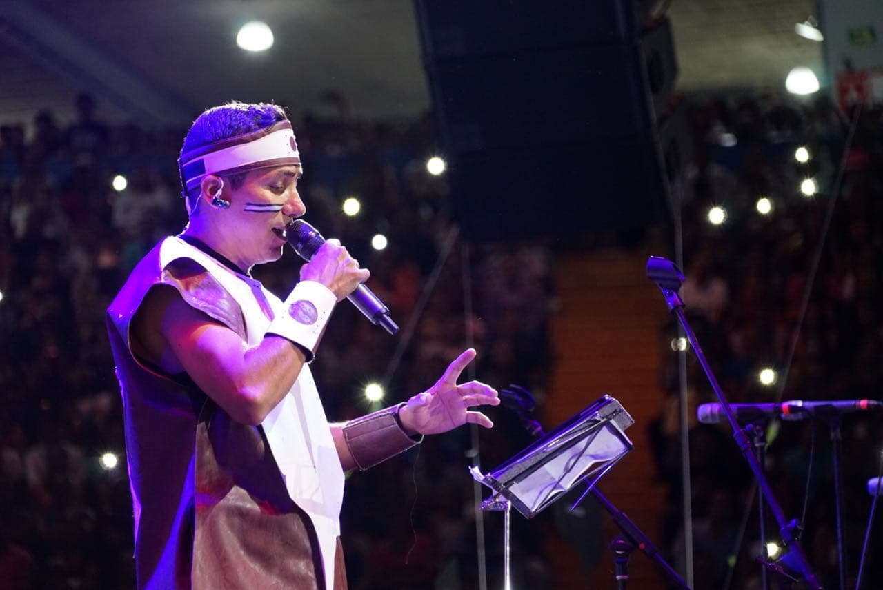 Rogelio Torres recordó a su compañero y gran amigo y frente al público dijo que era una persona bromista y profesional.