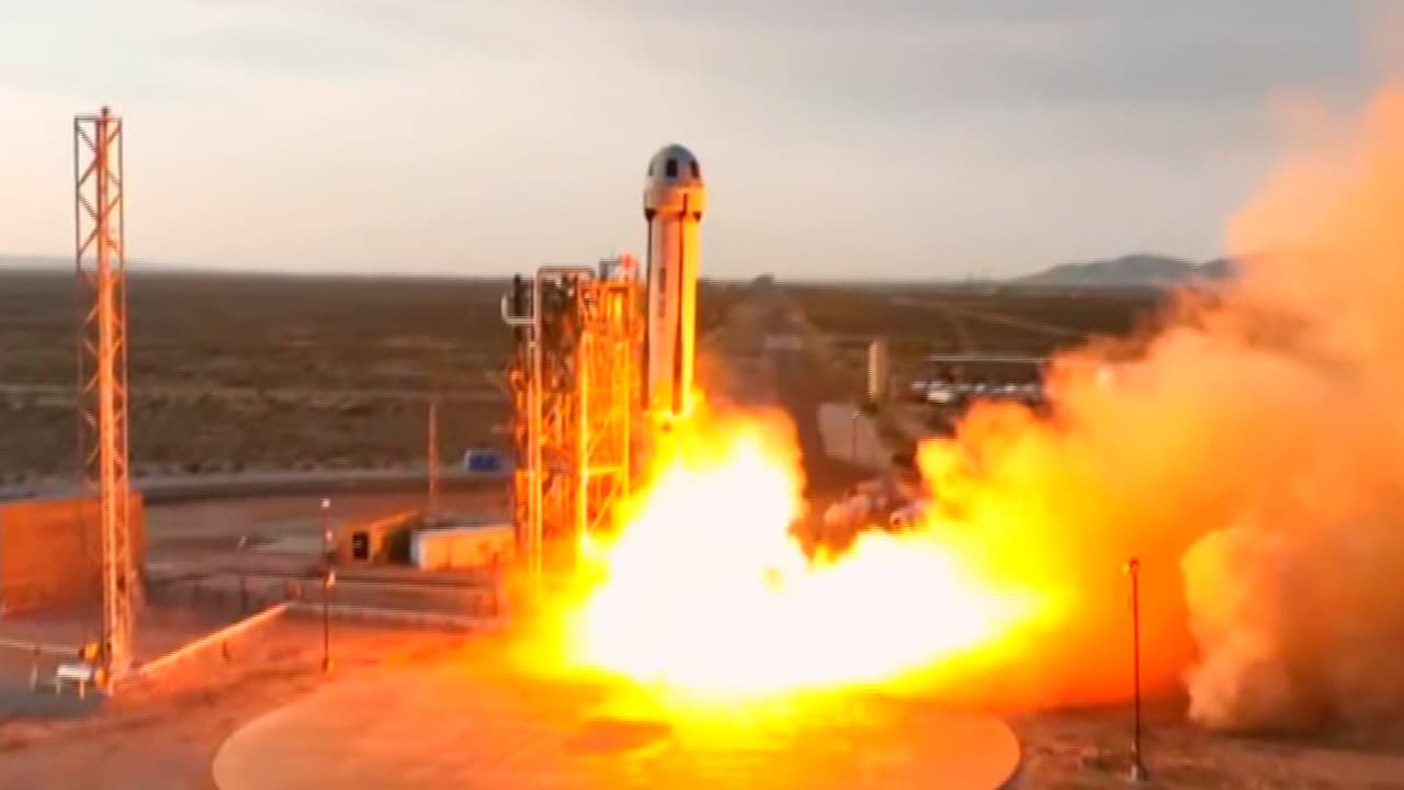 El momento del despegue del vuelo espacial conformado solamente por mujeres
