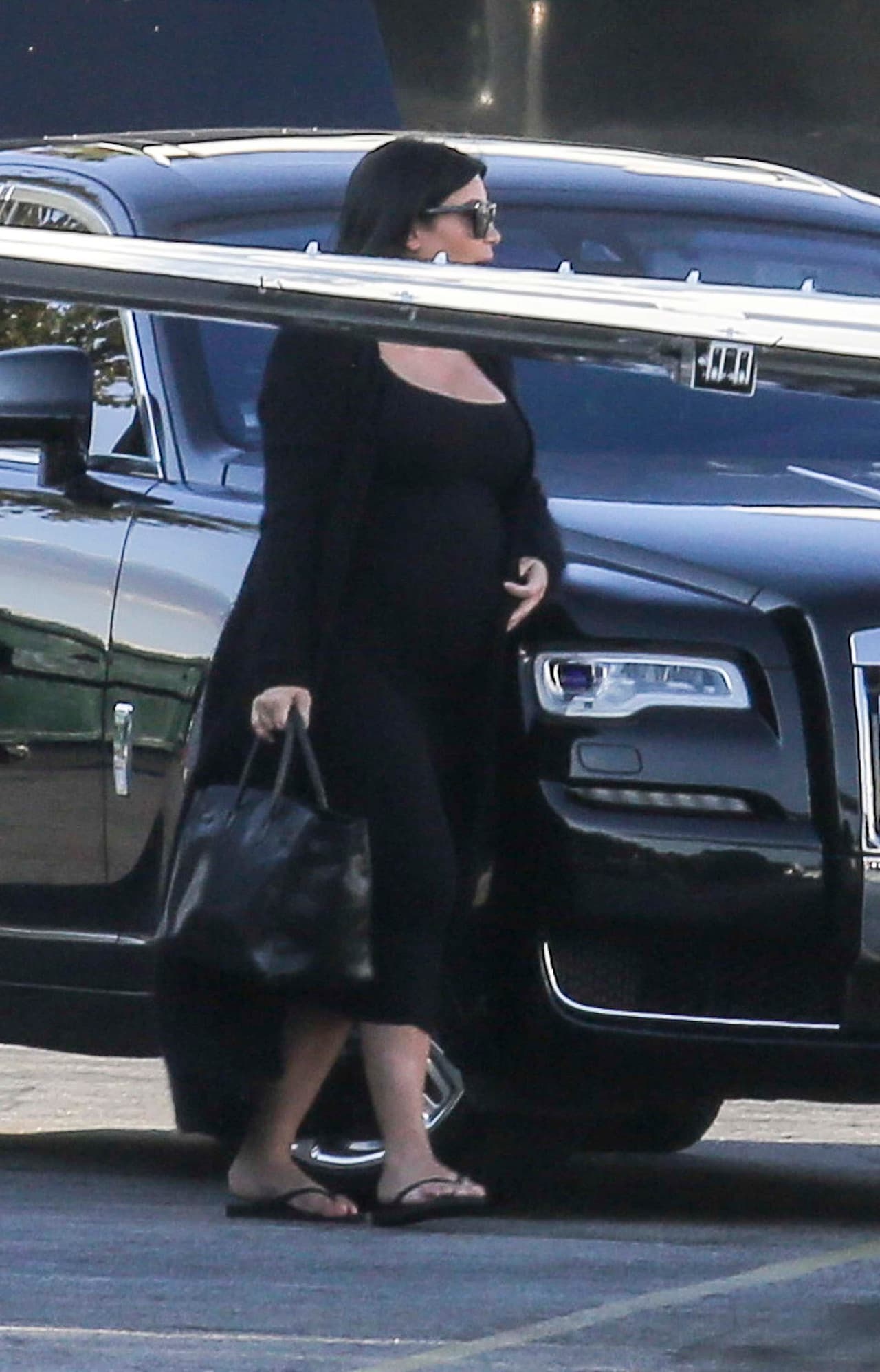 Sus pies ya no han sufrido tanto, Kim decidió usar un calzado mucho más cómodo.