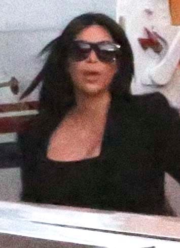 Tal vez sería buen momento para que Kim se relaje en casa.