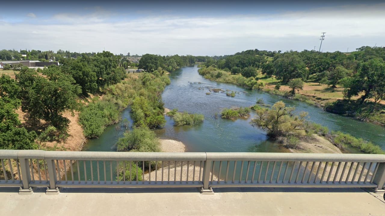 Joven muere ahogado en el río Tuolumne después de separarse de su familia