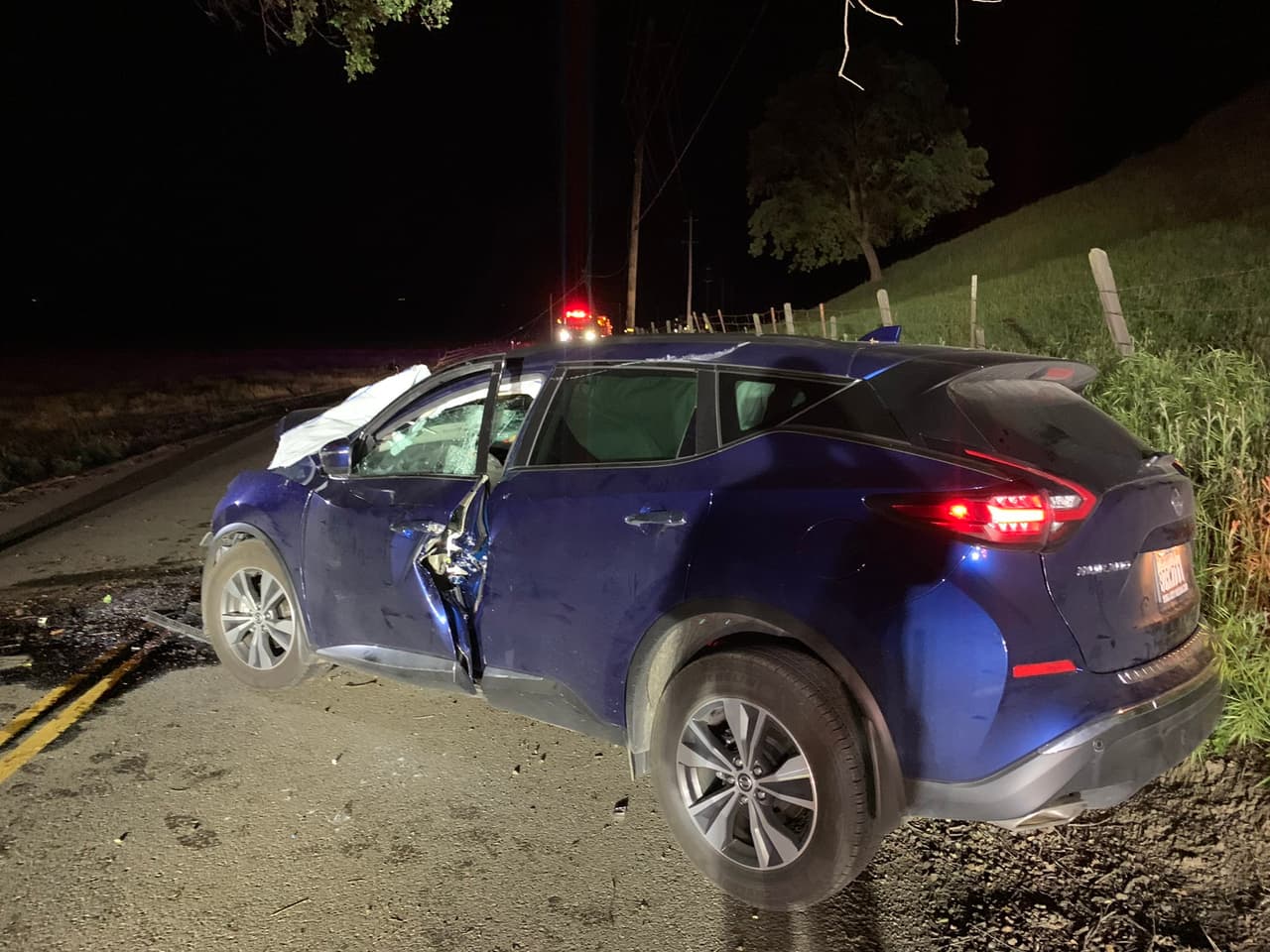 Las autoridades únicamente encontraron a la menor dentro del automóvil, por lo que abrieron una investigación.