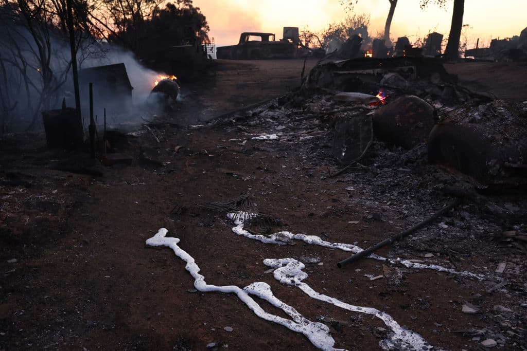 El amanecer del martes en Aguanga fue sorprendente para los dueños de las propiedades afectadas por el incendio Nixon.