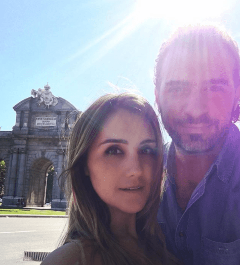 En cada fotografía lucen felices como el primer día.