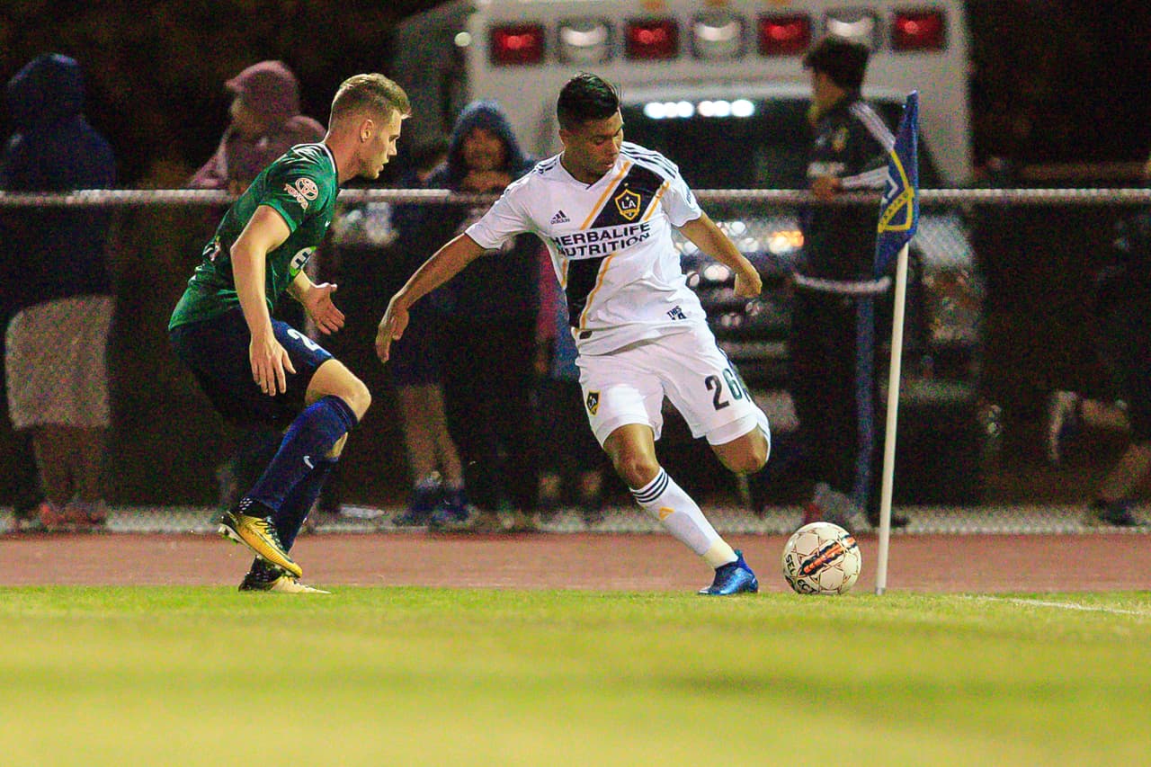 Efraín Álvarez, el nombre que podrían dentro de poco disputarse las selecciones de México y Estados Unidos