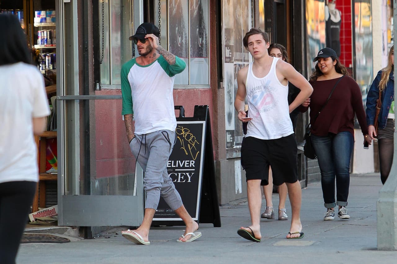 En realidad David siempre intenta pasar desapercibido.