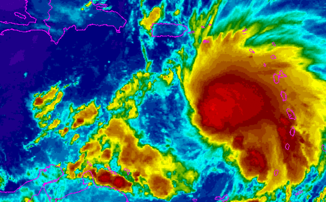 Cuba vigila atentamente la trayectoria del huracán Matthew, que subió a categoría 2