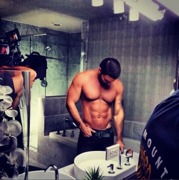 Además de actor y conductor, es empresario. Hace poco sacó a la venta su perfume.