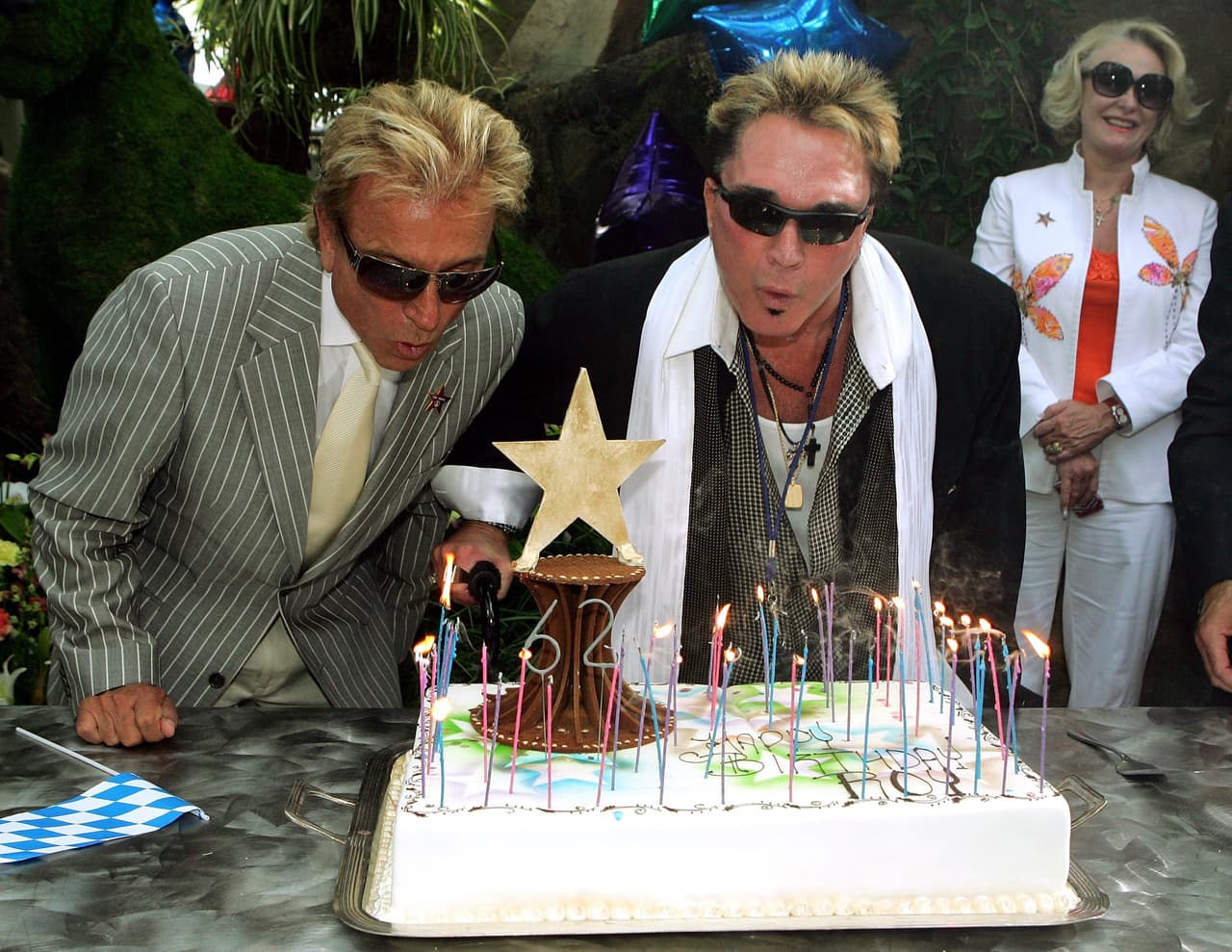 El reconocimiento se les ofreció el 3 de octubre de 2006, cuando Roy Horn celebró su cumpleaños 62.