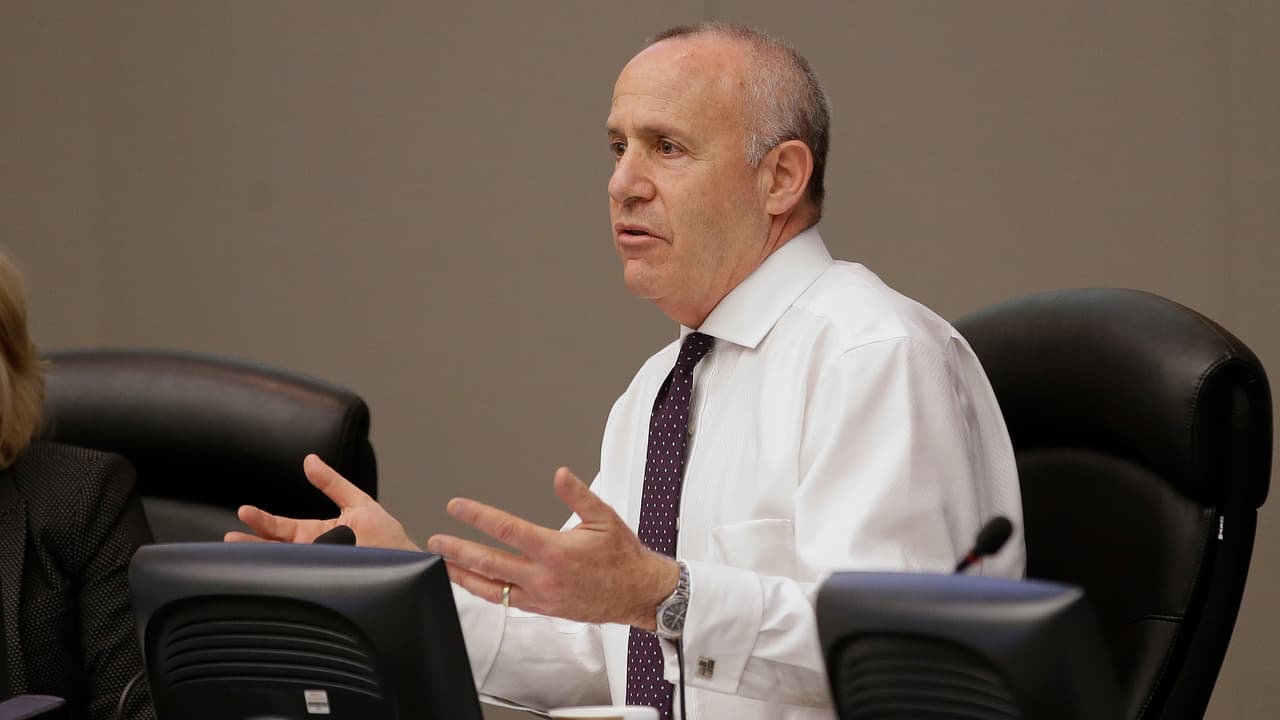 Steinberg, Arteaga y Jefferson, los candidatos que buscan la alcaldía de Sacramento en el Supermartes
