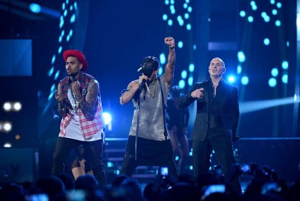 Y es que ver a estos tres grandes de la música juntos solamente pasa en Latin GRAMMY.