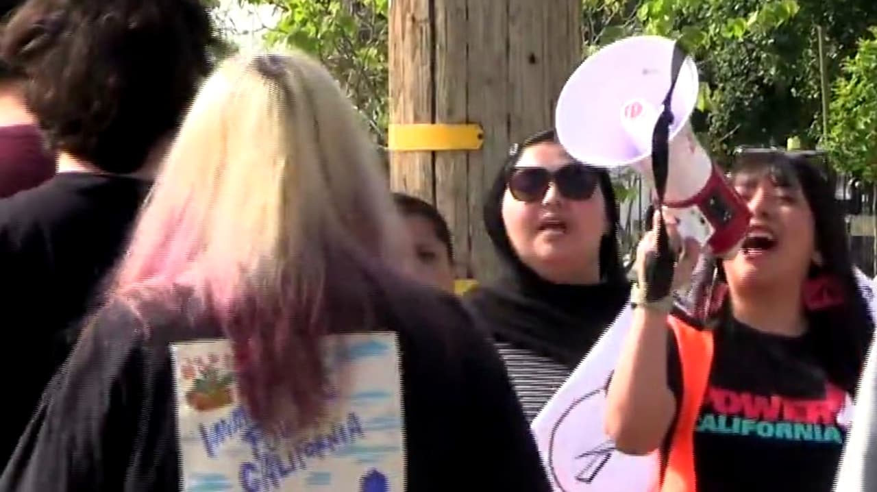 Estudiantes del Valle Central protestan en contra de una compañía eléctrica relacionada con ICE: Esto es lo que se sabe