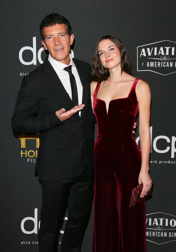 Aunque la ex pareja se divorció en 2015, se mantienen unidos y Antonio dice que Melanie siempre será parte de su vida porque tienen a su 'hermosa hija' Stella juntos.