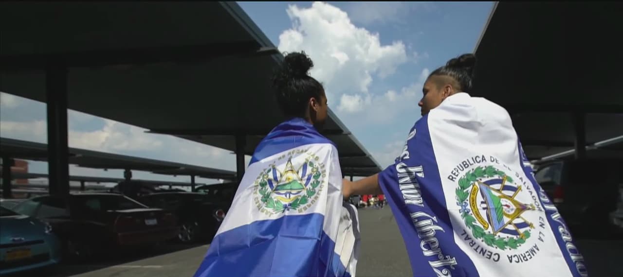 La temperatura en Philadelphia superó los 90F pero eso no detuvo la fiesta de la Copa Oro antes del Costa Rica-Panamá y EEUU-El Salvador.