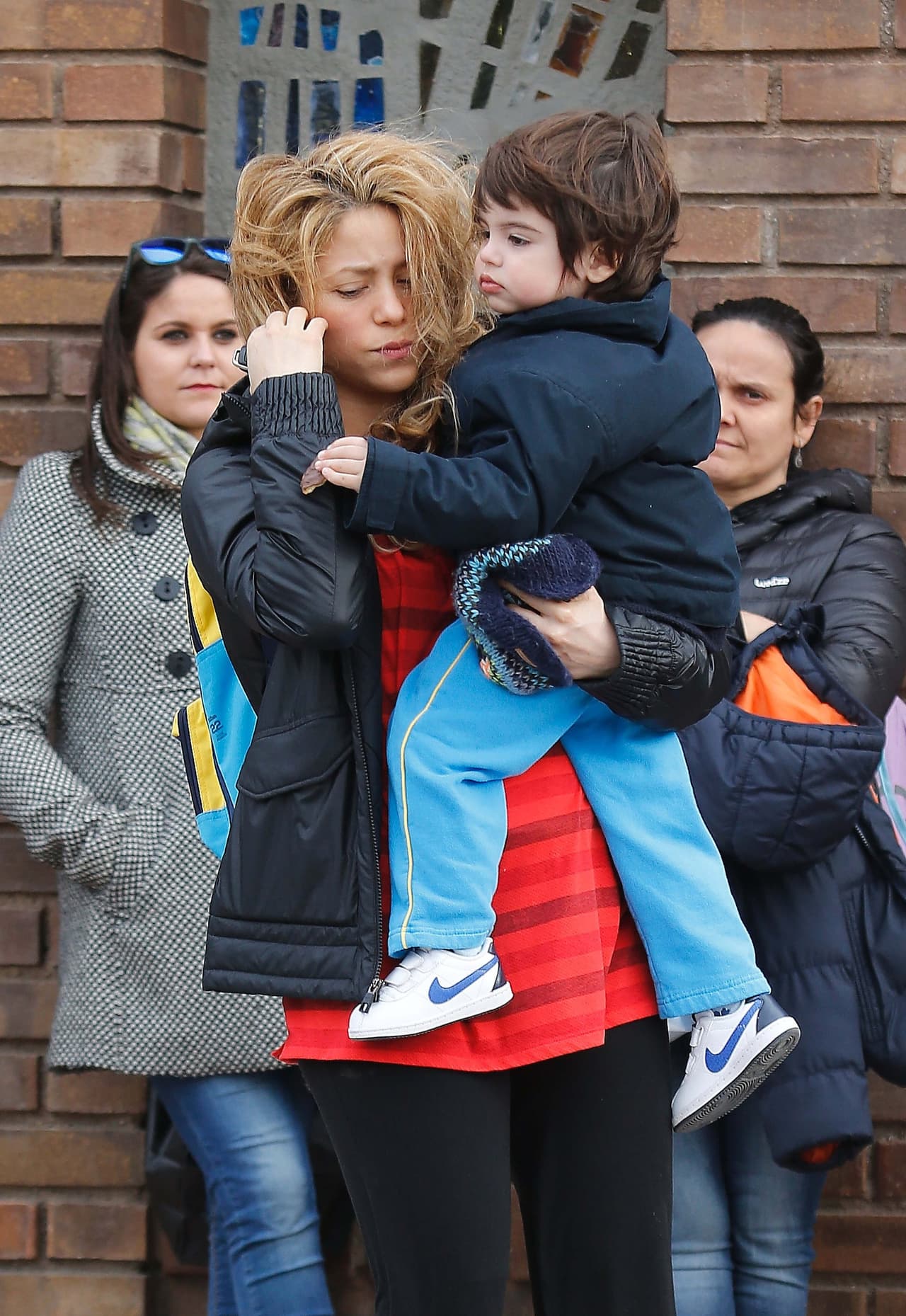 Poco después de tener al pequeño Sasha así apareció Shakira con Milan.