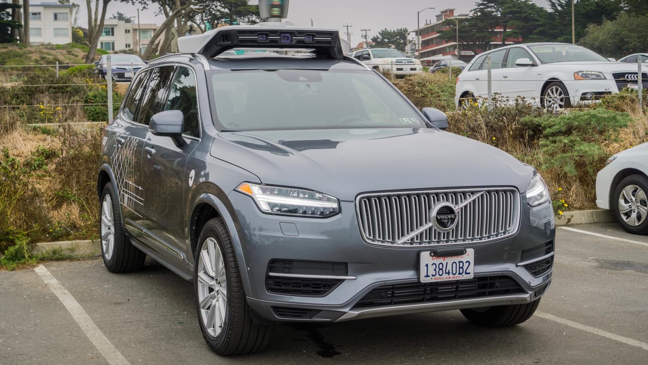 <h3 class="cms-H3-H3">27. Volvo</h3>
<br>
<b>Costo promedio por 10 años de mantenimiento: 12,500 dólares</b>
<br>El fabricante sueco se distingue por la seguridad y la durabilidad de sus modelos, pero no por bajos costos de mantenimiento.