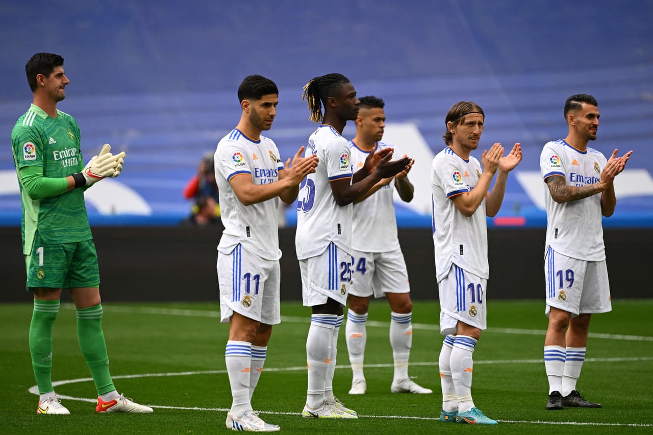 Real Madrid goleó 4-0 al Espanyol en el Santiago Bernabéu para proclamarse campeón en la Jornada 34 de LaLiga.