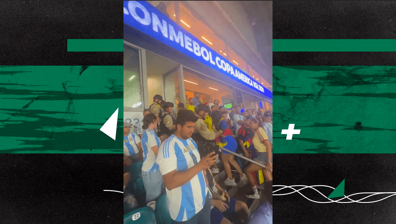 Policía saca del estadio a fans sin boleto para la Final Argentina-Colombia