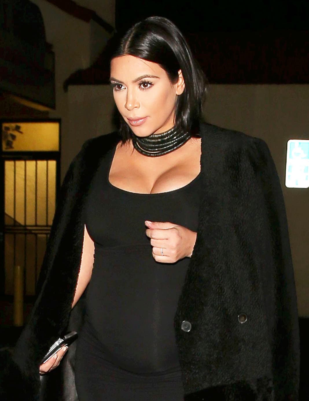 Kim Kardashian no podía faltar en esta lista ya que ella es una de las personalidades que más aumenta de peso con el embarazo.