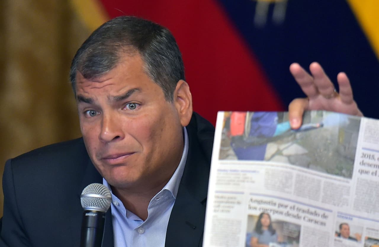 Ellerbeck: En Ecuador el derecho de autor silencia a críticos del Presidente