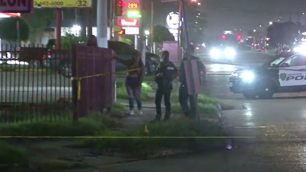 "Dispárales ya": dan tiro en la cabeza a mujer que escapaba de un robo al norte de Houston