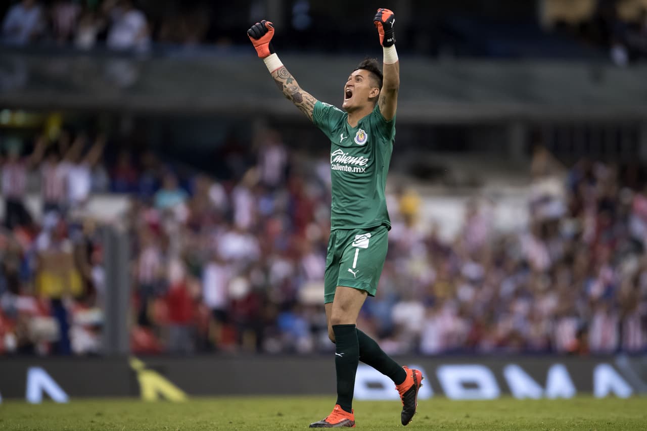 Raúl Gudiño | El joven arquero del Guadalajara tiene un valor de 1.6 millones de dólares a sus 23 años.