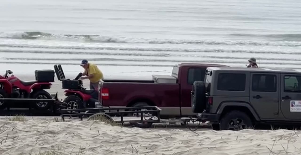 Han pasado 48 horas y las autoridades continúan la búsqueda del otro hispano, se ha unido a la investigación la organización Texas EquuSearch.