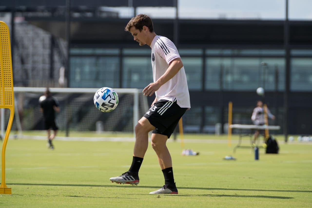 Se puede observar que los entrenamientos son distanciados.