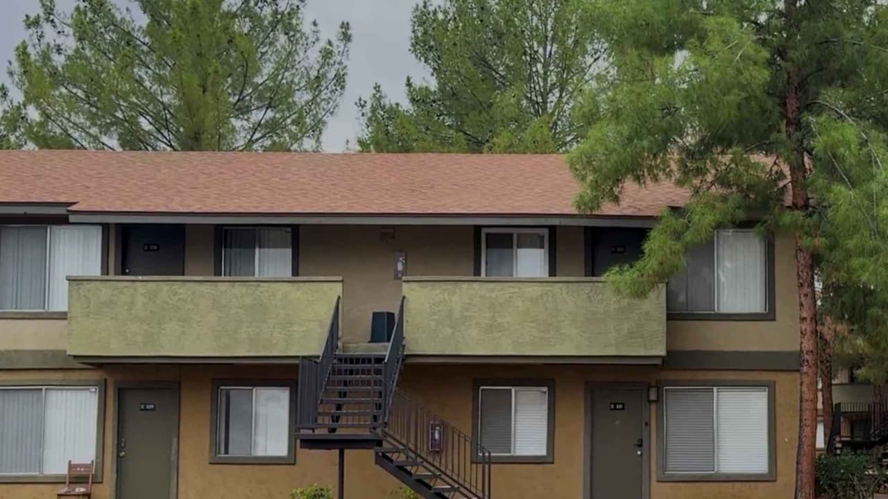 Arizona demanda a dueños de apartamentos por fallas de aire acondicionado en Tucson