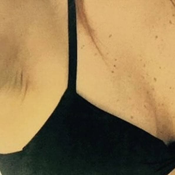 La actual pareja de la ex integrante de RBD compartió esta fotografía a la que agregó: "Frente al sol, hicimos el amor mientras caía la luz en Santa Mónica y la negrura se tornaba muda. La promesa nació de nuestros labios".