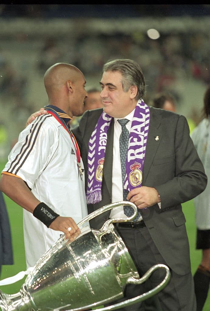 Lorenzo Sanz fue presidente del Real Madrid entre el 1995 y 2000. Falleció a los 76 años el 21 de marzo.
