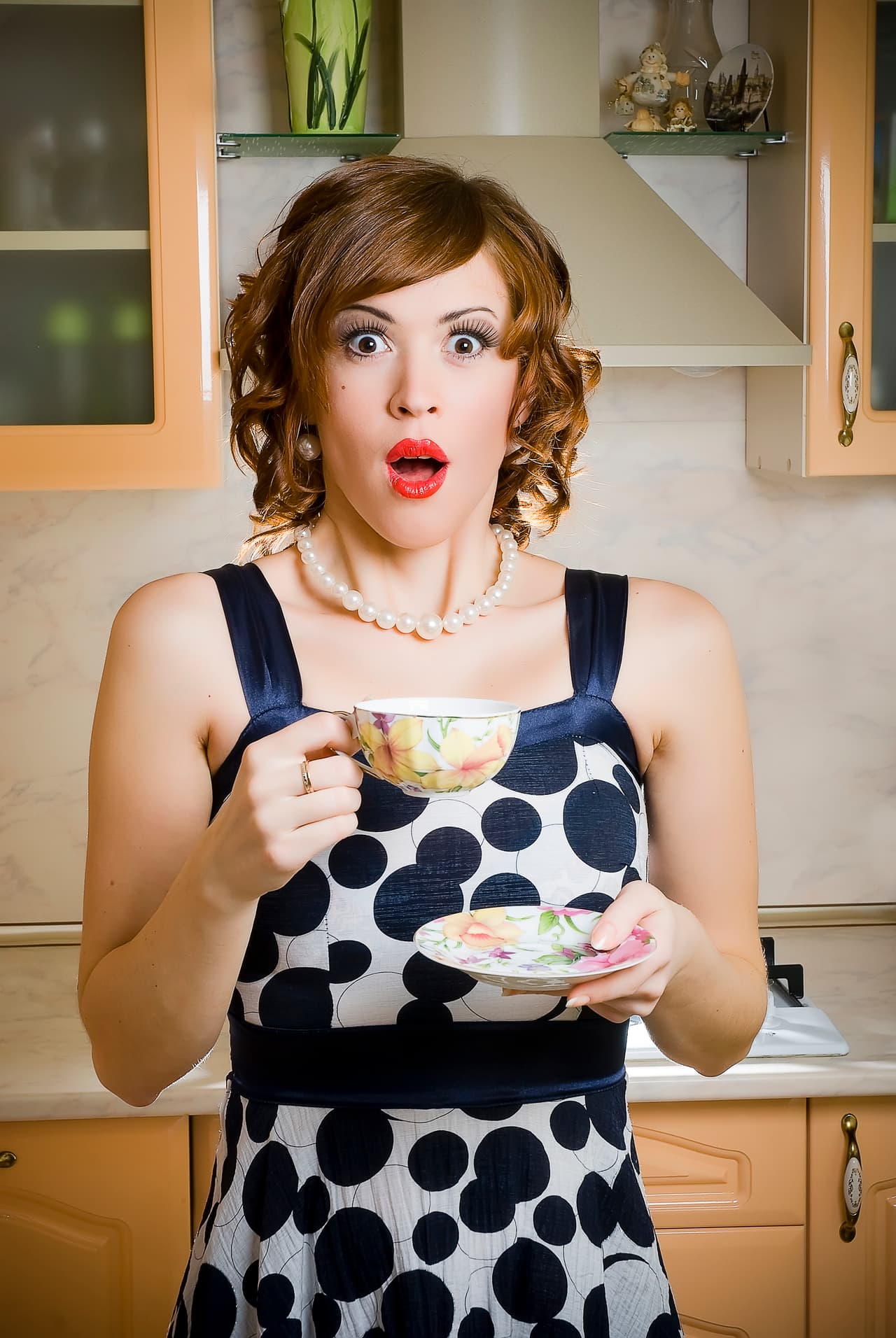 El dinero llega, inclusive a las amas de casa cancerianas. Espera regalos.