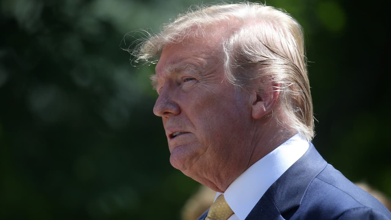 Trump despide a varios encuestadores tras filtración de cifras que no lo favorecen, según medios