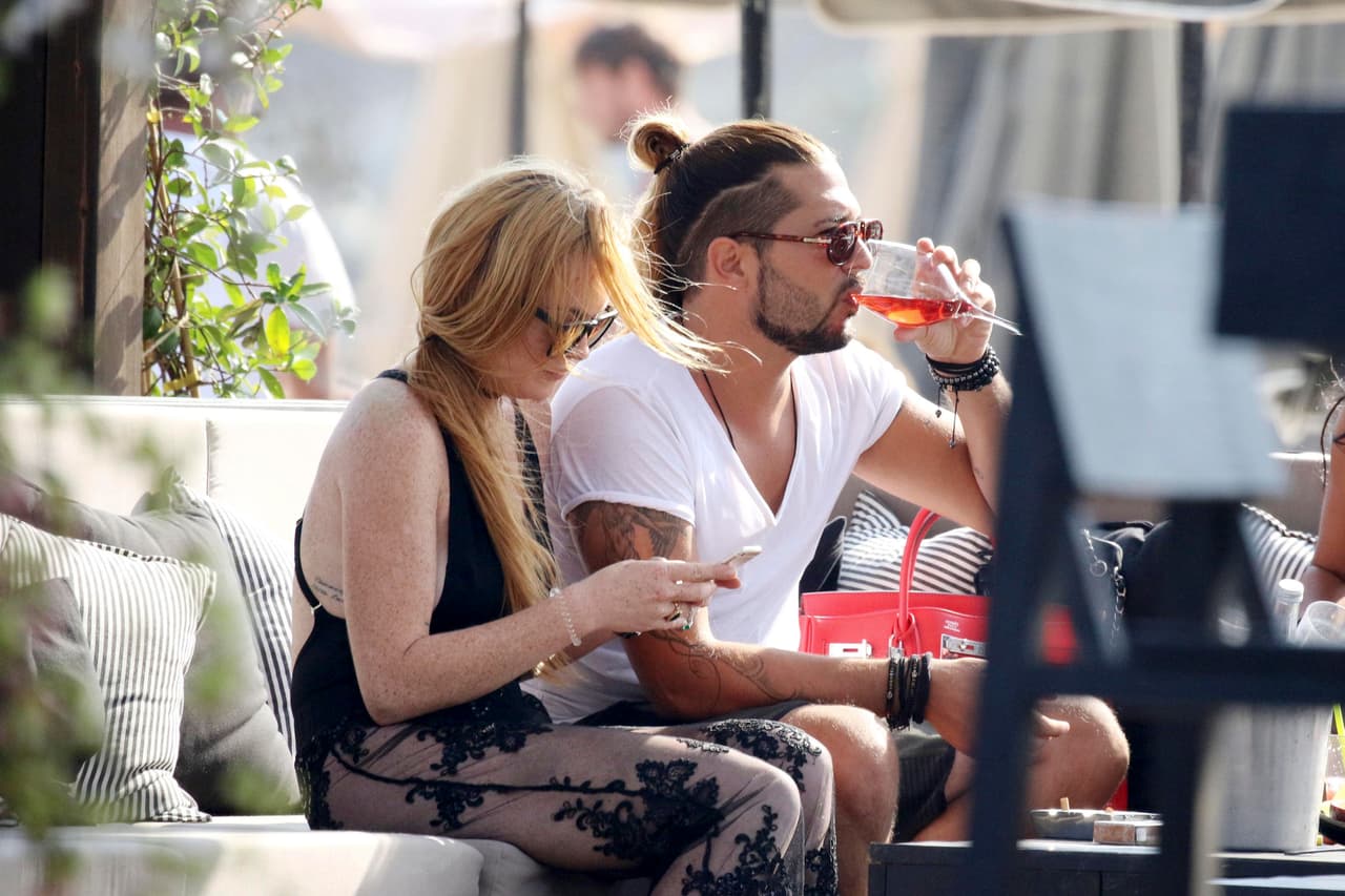 Lindsay acompañó a Dennis varios días en Grecia.