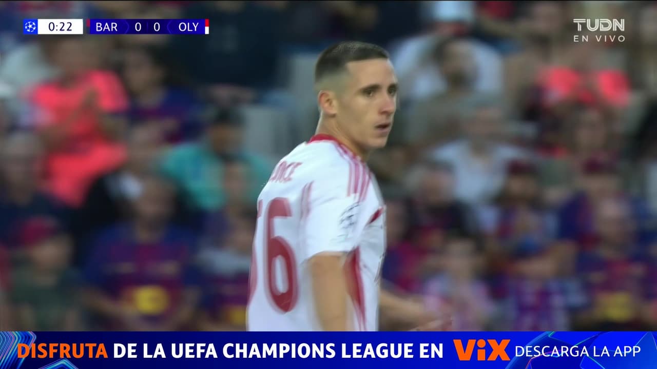 ¡Casi de vestidor! Podence sorprende al Barca y Szczęsny se convierte en héroe