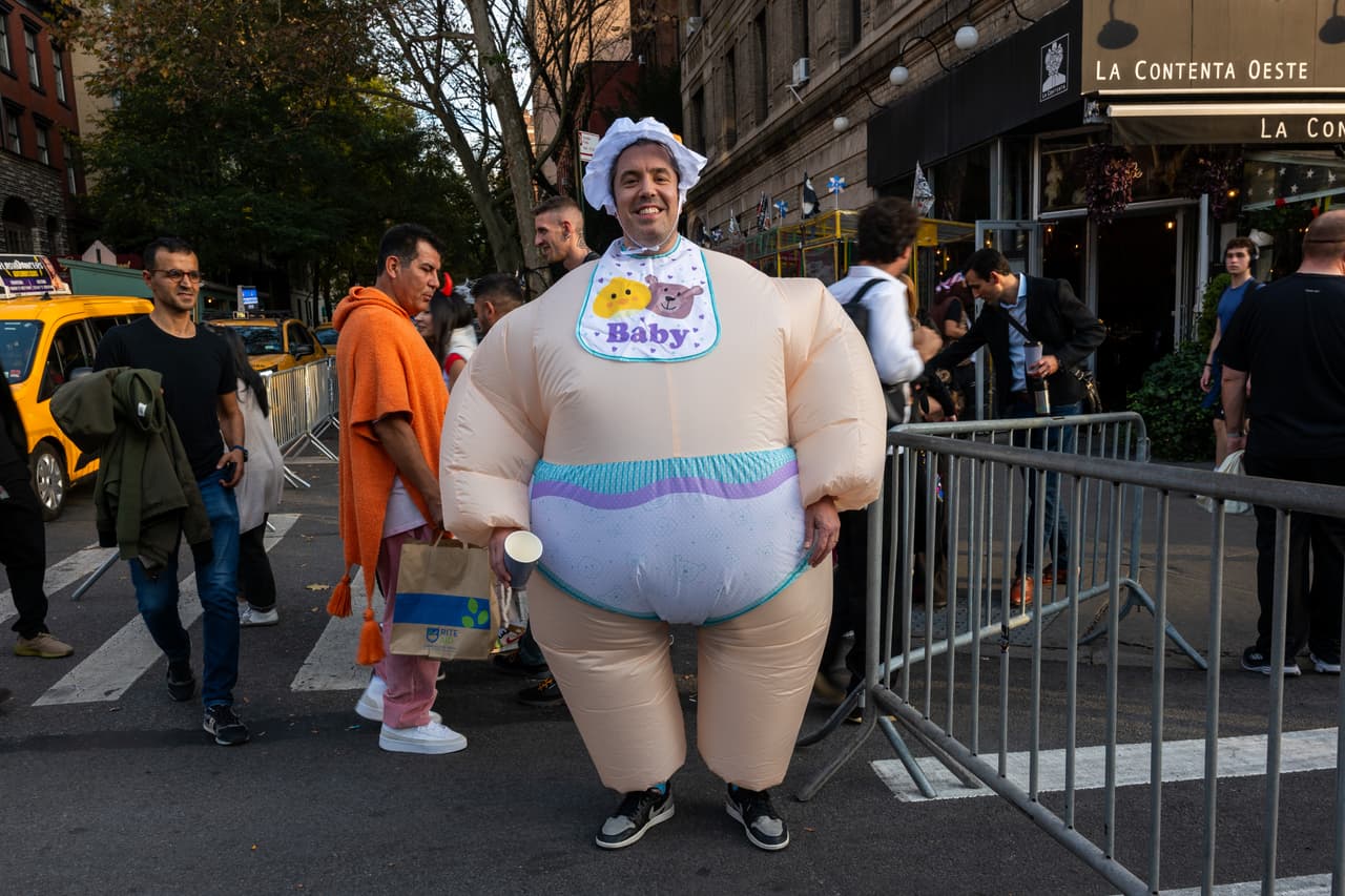 La edición 51 de este tradicional desfile convocó a neoyorquinos y turistas. Varios utilizando sus mejores y más originales disfraces.
