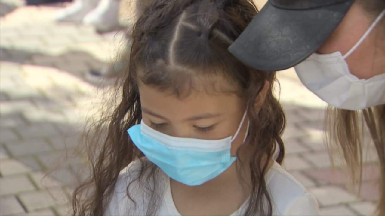 “Tengo 6 años y estoy luchando por mi mamá": manifestantes se congregan en Miami para apoyar DACA y el TPS