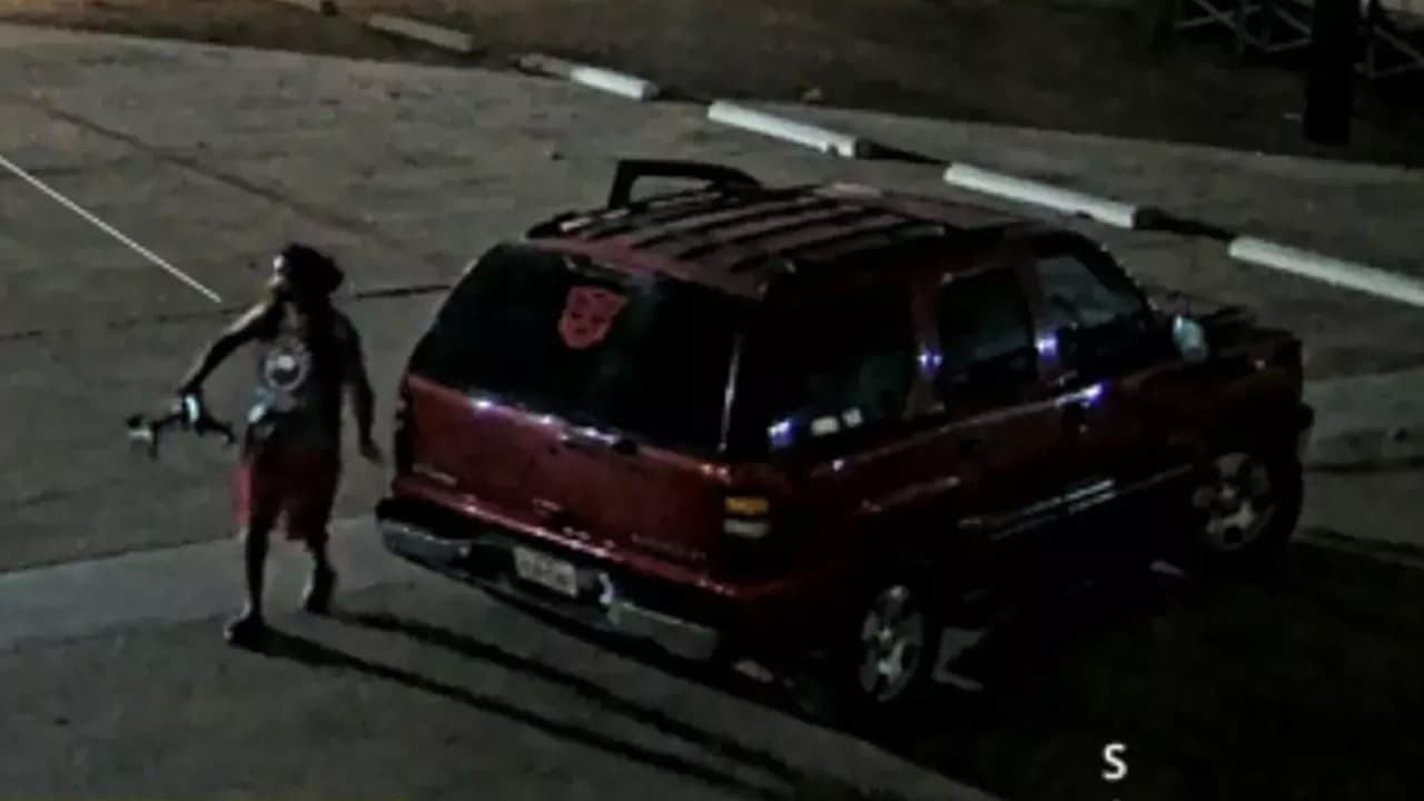 Arrestan a sospechoso que pasaba con un dron droga y celulares a prisión de Fort Worth