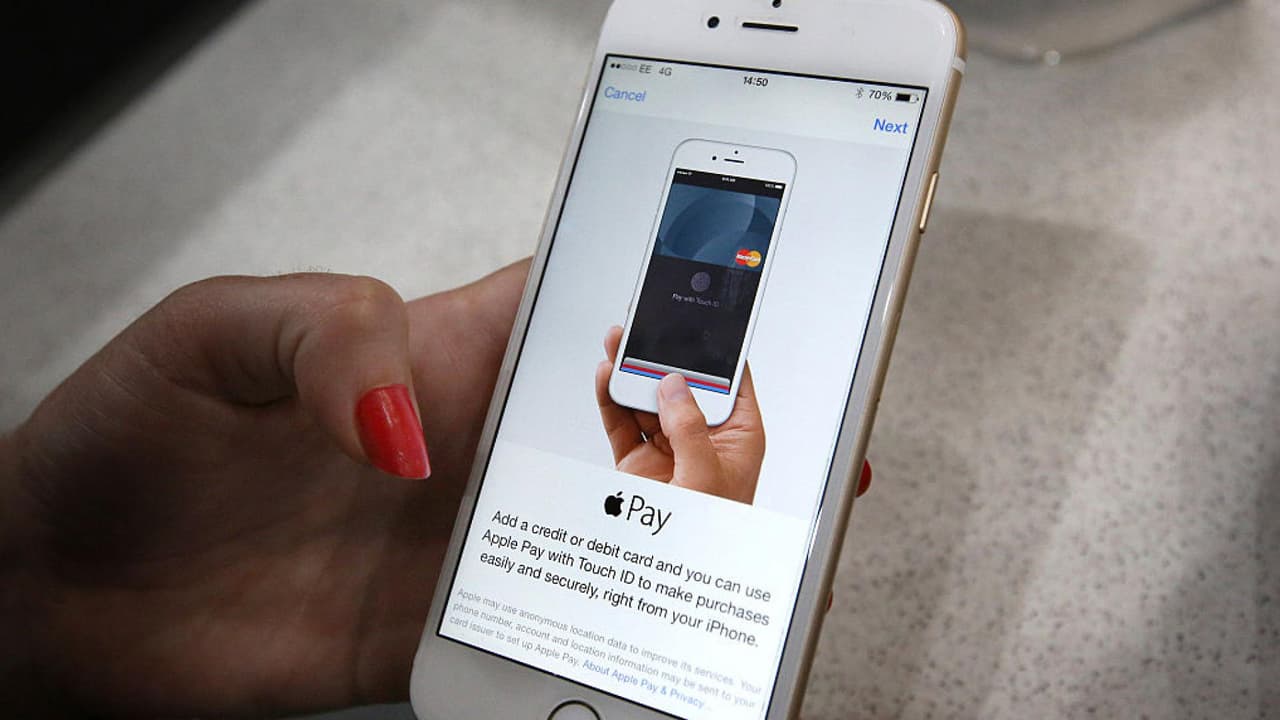 Cuidado, evita prestar tu celular a extraños: puedes ser víctima de los estafadores y esto debes saber