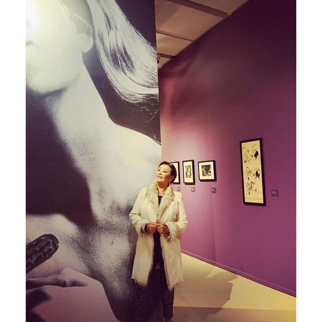 “Qué más quisiéramos que todo fuera cordial y hermoso como siempre hemos sido en nuestra familia, aunque se haya hecho una mala publicidad de nosotras como mujeres y como familia; no es cierto, realmente somos unidas, que no nos vemos todos los días, no, pero sí hay una relación constante, continua, cotidiana, familiar”.