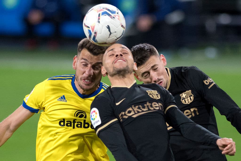 Giménez (8’) abrió el marcador y Alcalá (57’) hizo autogol para igualar el marcador. Negredo (63’) hizo el de la victoria. El siguiente compromiso para los culés será en la J6 de la Champions ante la Juve de CR7.