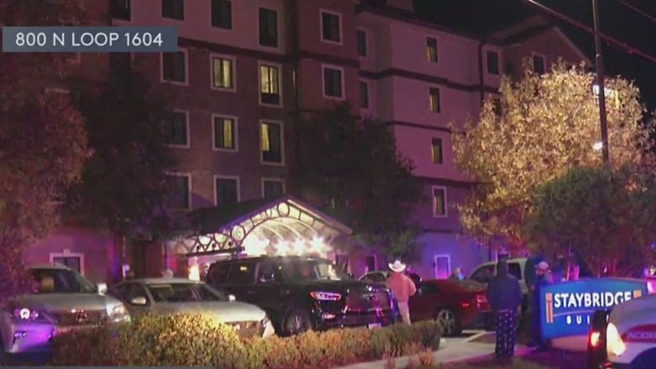 Microondas causa un incendio en un hotel de San Antonio provocando la evacuación de todos los huéspedes