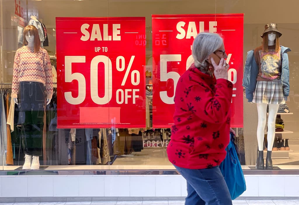 La inflación sigue su racha de desaceleración y cierra 2022 en 6.5%