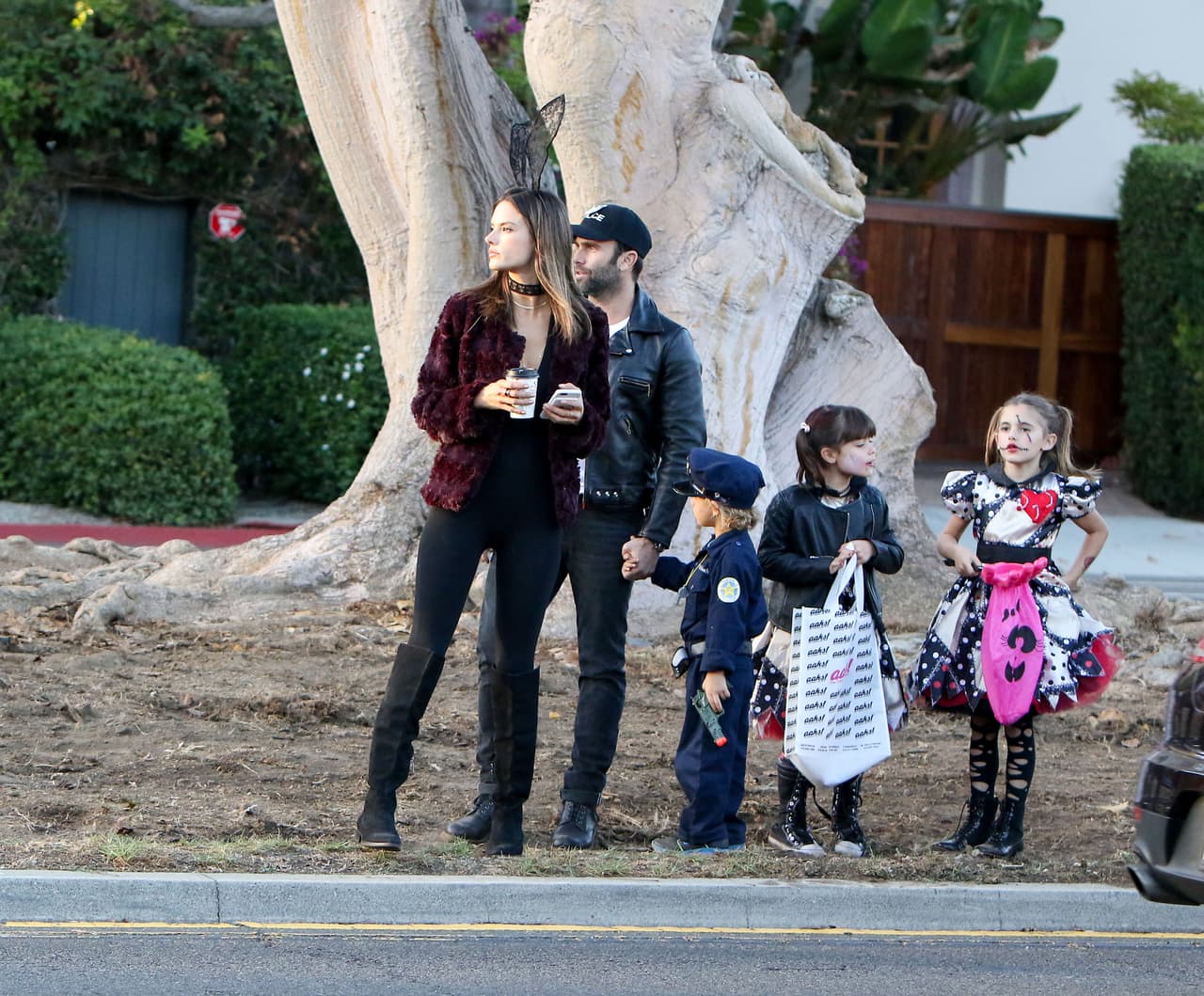 Jamie Mazur los acompañó en el recorrido.