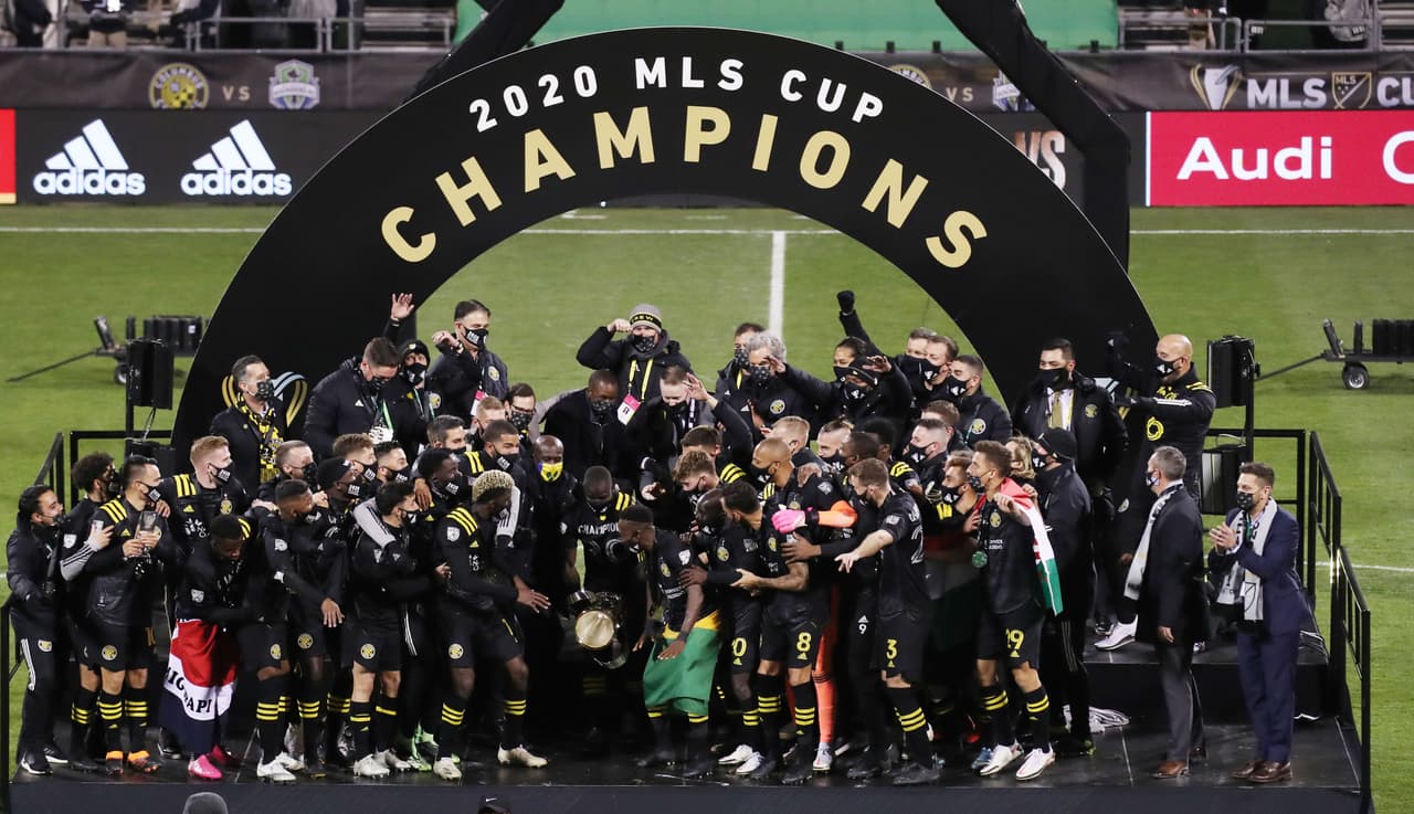 El momento en el que Columbus Crew celebró la obtención de la MLS Cup de 2020.