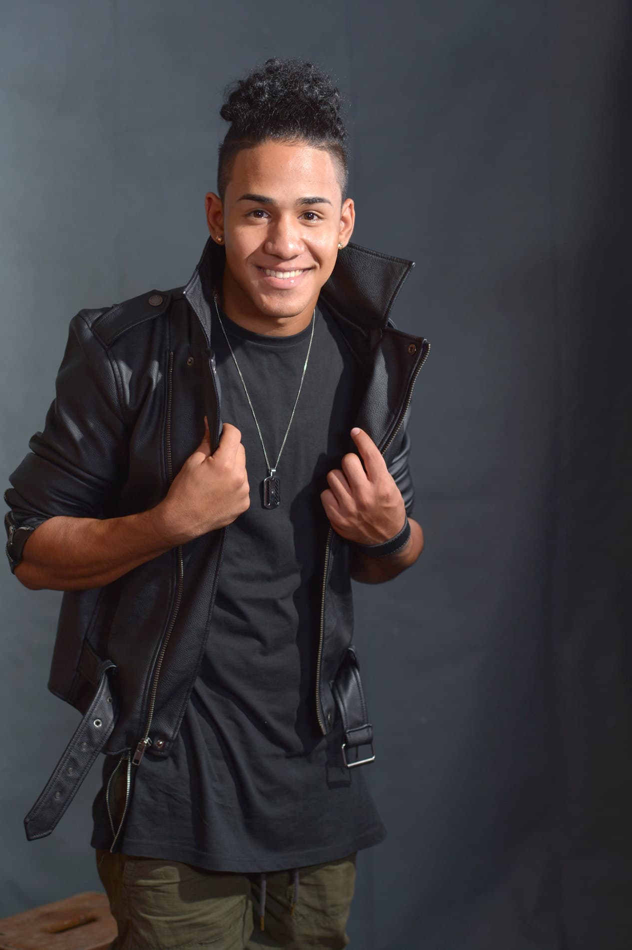 Richard quiere triunfar en La Banda por su hermano. Cada paso que da en la competencia lo hace pensado en Yashua.