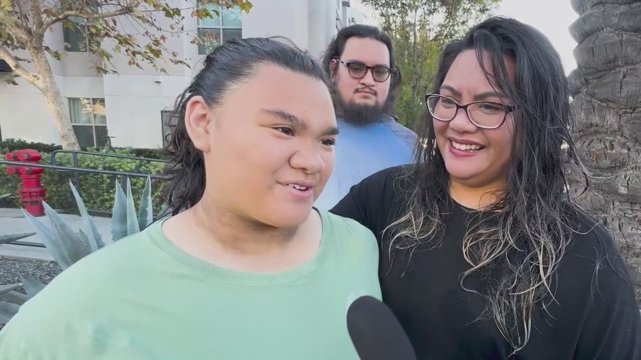 Dos jóvenes desaparecidos aparecen con vida tras casi un mes; sobrevivían en la calle