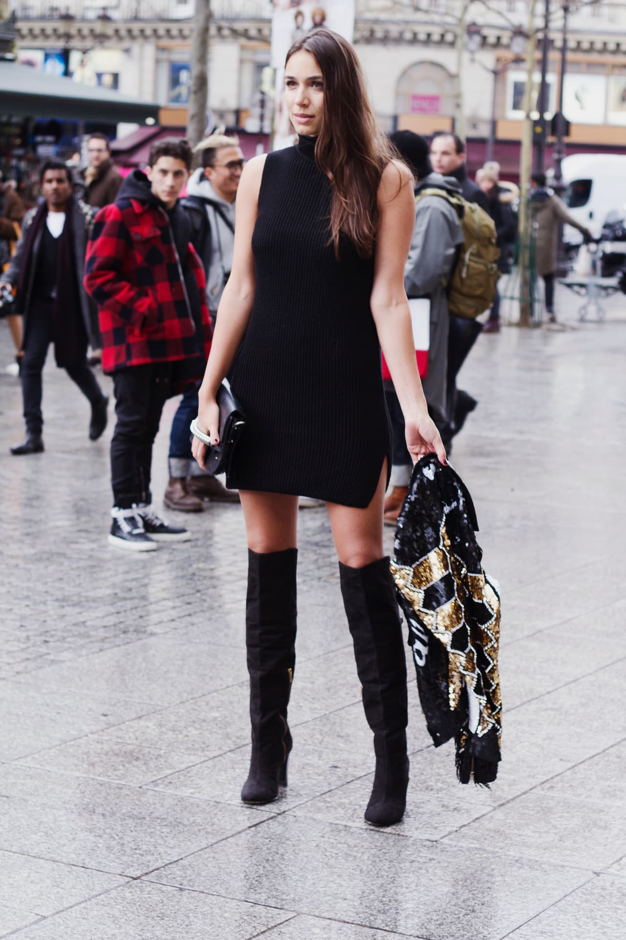 Ella es emblema de que estas botas pueden ser sinónimo de sofisticación y estilo. Si tienes pantorrillas muy gruesas puedes buscar un modelo parecido a este, que es amplio y recto y así lograrás que no se resalte tanto esa parte de la pierna. /Foto: Francesca Beltrán