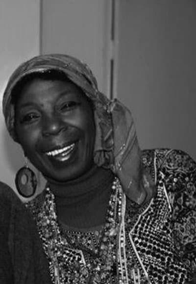 A Julia Marichal Martínez la recordamos por telenovelas como 'Mundo de juguete, 'Rosa salvaje' y 'Marimar donde interpretaba a 'Corazón', solo por mencionar algunas. Esta actriz fue asesinada brutalmente el 12 de noviembre del 2011 en su casa de la Ciudad de México.